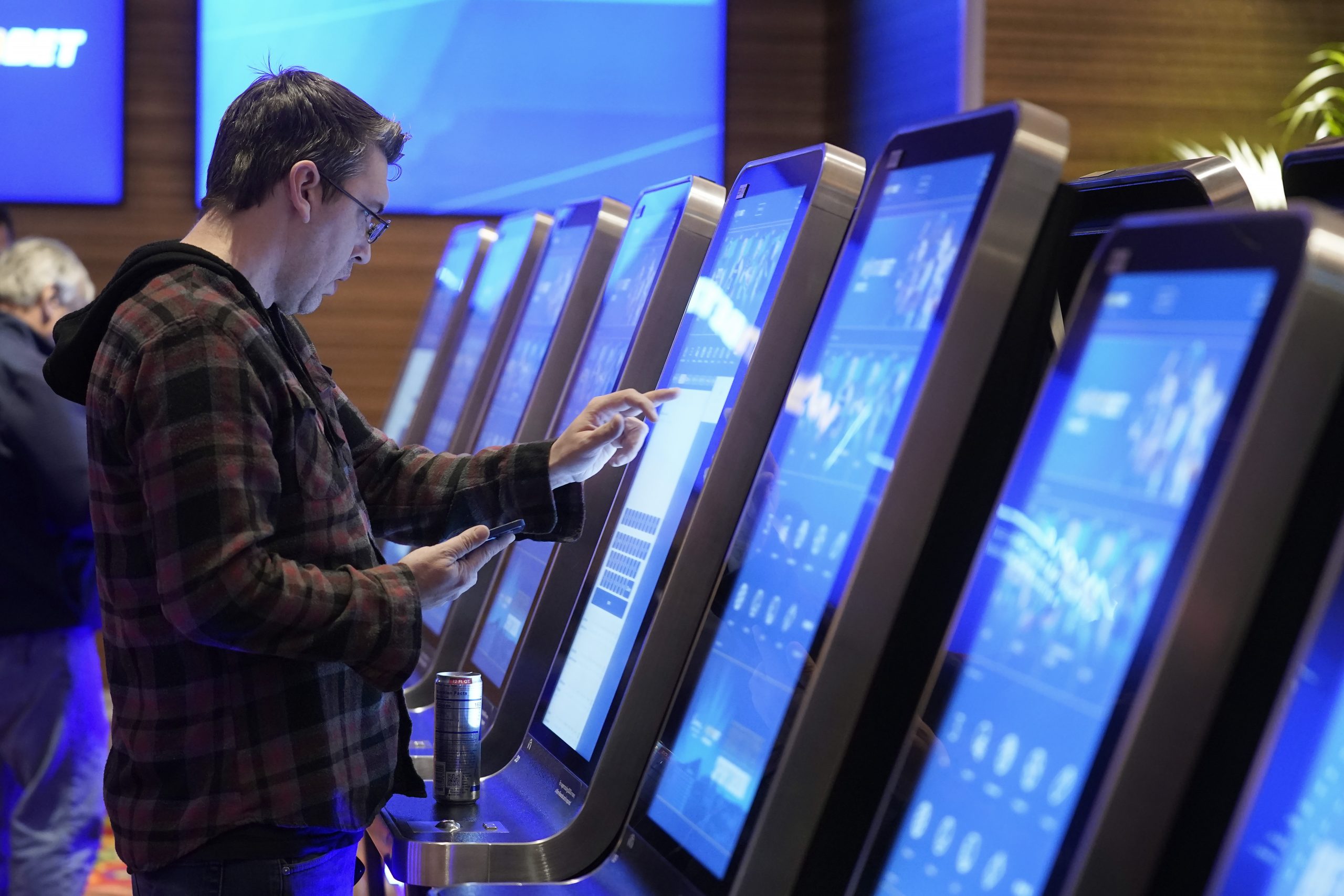 Massachusetts kicks off sports betting ahead of Super Bowl What's Up Newp