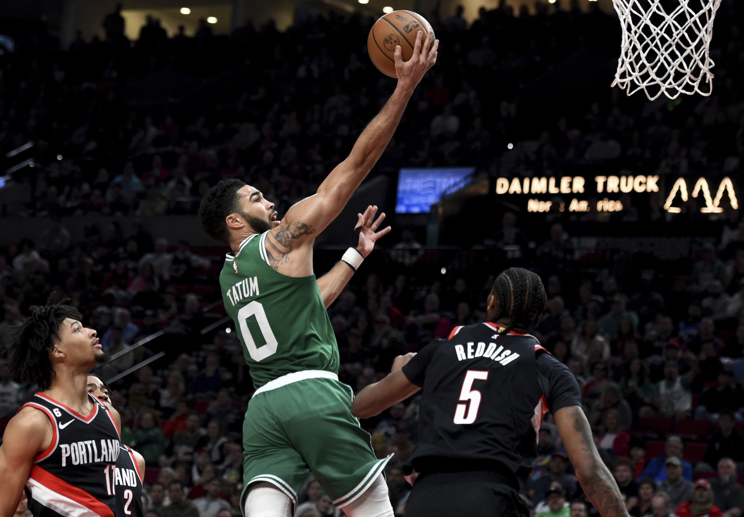 Artistic Celtics At Trail Blazers Preview: No Old Friends In This Matchup Background in 4K Artistic Celtics At Trail Blazers Preview: No Old Friends In This Matchup Background in 4K